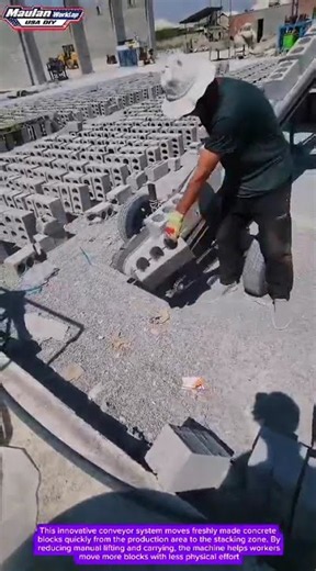 This Concrete Block Conveyor Is Seriously Efficient! 🚧