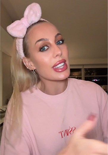 Aesthetic GRWM Routine for a Creative Day