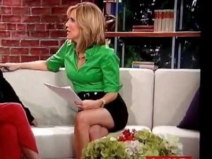 Alisyn Camerota Leg Massage #6