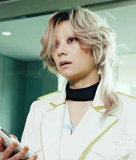 なおが最強のオーエル鬼丸を倒す映画シーンのあらすじ