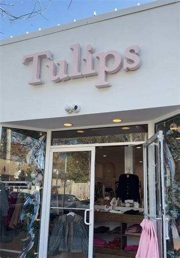 Celebrating Small Business Saturday at Tulips Boutique