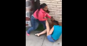F*cking With A Heavyweight: Chick Gets Over Powered With Shots To The Face!