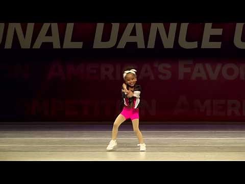 Grey Skye Evans - 5 Year Old Hip Hop Dance Solo