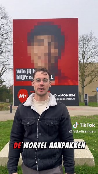 In Vlissingen mag het veiligheidsrisicogebied dan bijna van tafel zijn, maar veilig zijn de straten nog zeker niet! 🚓 FVD Vlissingen wilt het probleem bij de kern benoemen en bij de wortel aanpakken. 🥕 Stem daarom 18 maart FVD Vlissingen! 🏛️❤️ #vlissingen #zeeland #voorjou #fvd #gemeenteraadsverkiezingen