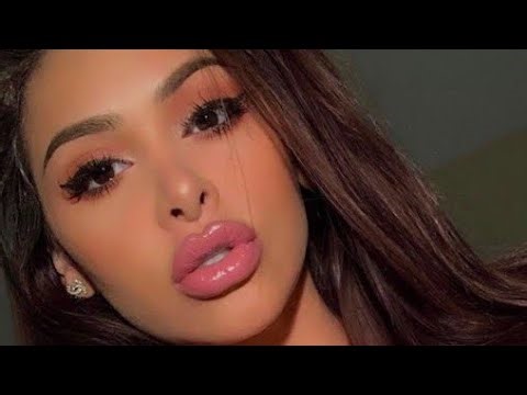 Fiorella Zelaya Curvy Model 💯🔥~ Curvy Plus Size Model ~ Biography, Wiki & Facts.