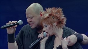 Les mots #mylenefarmer #mylenefarmer2023 #nevermore2023 #concert #live #lesmots #2006 #avantquelombre #mf #mylenefarmerfan #bercy #abraham #foryou #pourtoi