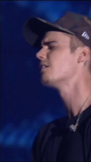Justin Bieber - Love Yourself (Lyrics) Legendado em Português