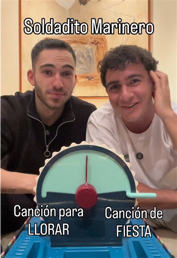 Soldadito Marinero: Fiesta y Desamor en la Música