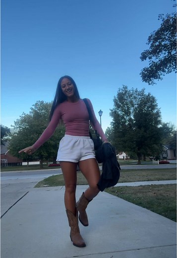 Line Dancing Outfit Reveal: Cute Boots and Style Tips