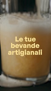 Eleva il tuo brand di bevande con le etichette personalizzate Avery! 🍷 Offriamo soluzioni di etichettatura che si adattano perfettamente alle tue bottiglie, permettendoti di personalizzare in modo semplice e veloce. Con Avery, la qualità è garantita e il design è nelle tue mani. Inizia oggi a creare etichette che i tuoi clienti non dimenticheranno! | Avery Italia