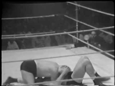 Whipper Billy Watson vs Chief Chewaki