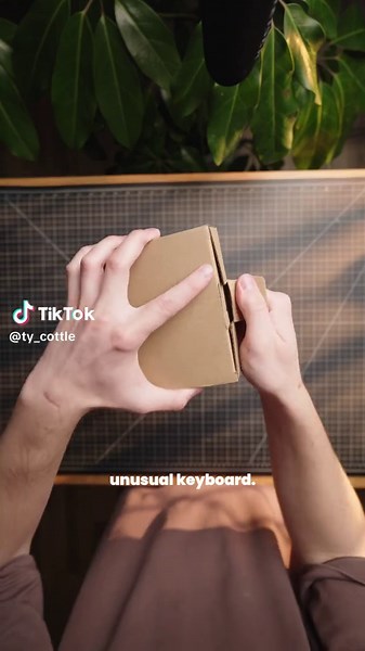 Testing this waterproof keyboard to see if it’s actally waterproof. I maybe went a tad too far. #keyboard #mechanicalkeyboard