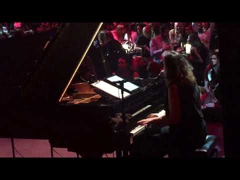 Midnight At The Oasis