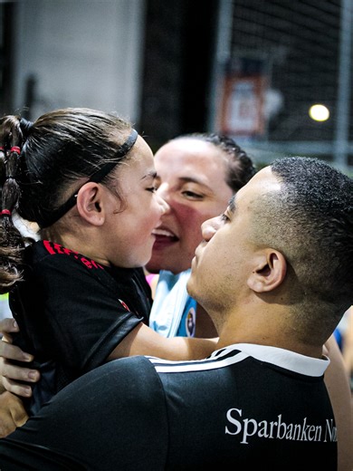 Segue a gente 🙏 Ajudem essa princesa a chegar nos 10k de seguidores, somente assim ela conseguirá ser monetizada pelo tiktok 🚀🙏 #futebol #futebolfeminino #lugardemulheréondeelaquiser