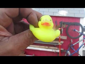 How do I rake the leaves for Christmas?