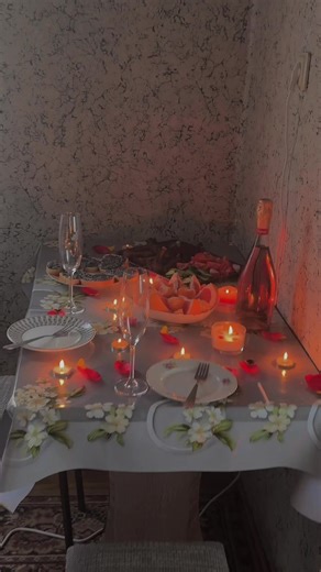 Mersi pentru această cină romantică 🥰😍#victoriasecara #foryoupage #moldova🇲🇩