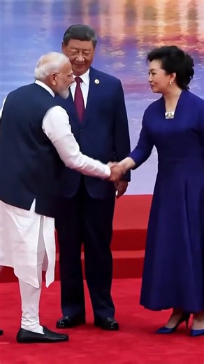 No Rolls Royce, No Mercedes – Putin Chooses Fortuner #shorts