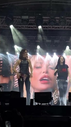 Hileli Mersin konseri part 3 🎲 #manifest #hileli #mersin #konser #manifestgirls #ajdapekkan