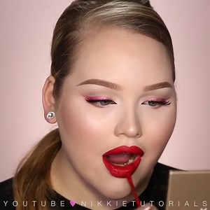 NikkieTutorials on Instagram: "Valentine's GLAM with a twist! Full video on my YouTube channel ➡️ link in bio! I'm wearing: ::: F A C E A. @ex1cosmetics Invisiwear Foundation B. @kevynaucoin "Medium" Sculpting Powder C. @ex1cosmetics "Natural Flush" Blush D. @anastasiabeverlyhills "Crushed Pearl" to highlight ::: B R O W S A. @anastasiabeverlyhills Brow Wiz "Taupe" B. @tartecosmetics Brow Mousse "Taupe" C. @bhcosmetics Flawless Brow Trio Powder ::: L I P S A. @jeffreestarcosmetics "Redrum" Velou