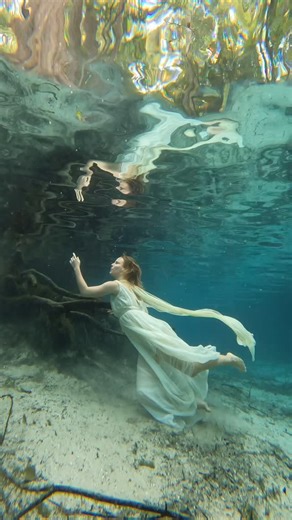 Jenna Citrus | Let go and get into the flow. Outfit/look curated by @flamingo_tongue_creations BTS video by @forged_freediving | Instagram