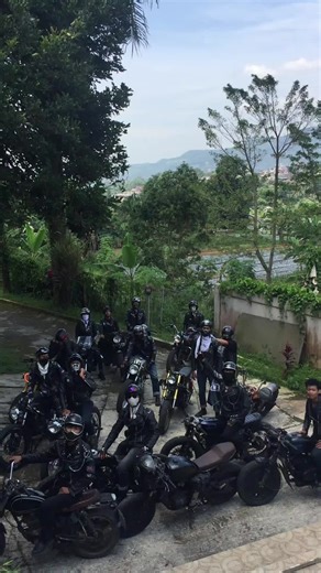 Anhar Mana Anhar: Kisah Seru Cafe Racer