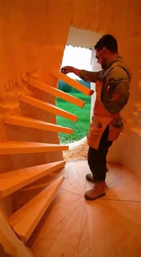 Epic ASMR Tree House Carving Timelapse: Real Woodworking Build from Massive Trunk in 8K HDR