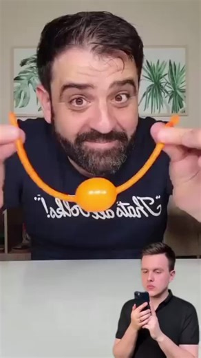 Best Magic Tricks to Amaze Your Friends