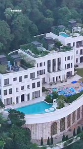 417K views · 1.6K reactions | 这就是香港四大家族李兆基的豪宅，在香港有着李氏皇宫第一豪宅，整个豪宅由三栋豪华建築而成，价值40个亿。 | Sarah Wong | Facebook