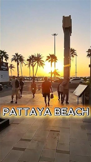 Stunning Sunset at Pattaya Beach 🌅🇹🇭 #Shorts # #pattaya #travelthailand