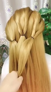 * OMG! THESE ARE SO CUTE! 😘 https://behindthechair.com/articles/learn-5-trend-braids-festival-season/ | BehindTheChair.com