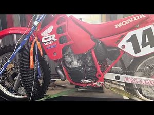 Dyno Test: 1988 Honda CR250. Can ole gurl compete?
