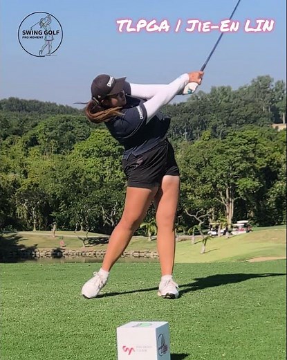 林潔恩Jie-En LIN.From the front view, the impact looks incredibly solid. #golf #golfswing #golfer