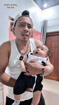 Baby Alvaskay wants to breastfeed but Mommy is still looking at Kak Ara's report card #masboypota...