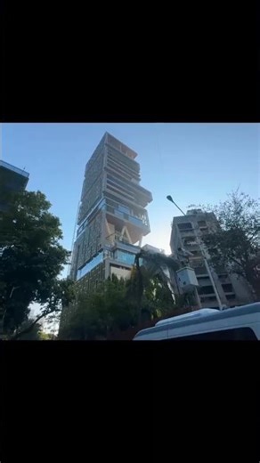 SABSE MEHNGA GHAR 🫣 #challenge​ #adventure​ #shorts​ #viral​ #mukeshambani​