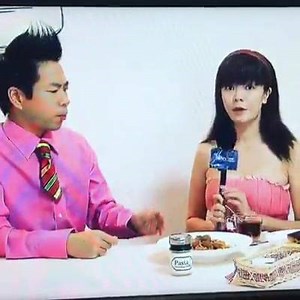 56K views · 627 reactions | Barbarella explains why it's hard work being a food bloggel (food blogger). Catch her insightful interview on The Noose on Wed at 930pm on Channel 5. You can also read her food reviews at IEatAngMohIShootAngMohIPostAngMoh.com. Tanks EVERYBIRDY Tanks! #BarbarellaGordonRamsay #PresidentOfSPGsCumFlogger | Michelle Chong | Facebook