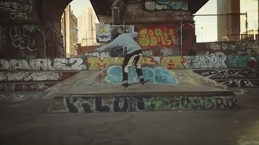 EVISU BAGGY FIT collection featuring the Evisu 2000 Baggy Fit denim available now on Evisu.com. Evisu 2000 Baggy fit denim is exclusively for Evisu.com #EVISU | EVISU