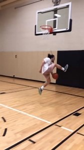 To license this content please click here: https://www.jukinmedia.com/licensing/view/1264094?utm_source=RMsocialpost&utm_medium=RMsocialpost | Jukin Copyright Management | Facebook