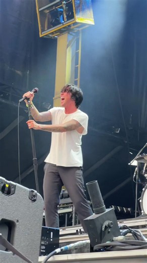 If I’m James Dean, we’re Louder Than Life. @Sleeping With Sirens #louderthanlife #sleepingwithsirens