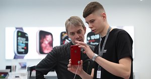 Which companies have stopped doing business with Russia?