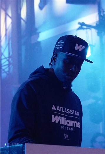 Together we race 🙌 Join us as we recap what went down at the New Era x @Atlassian Williams F1 Team launch event. A special thank you to @Jamo Beatz, @tiffany calver, @Mr Alchémy 🎯 & @Keyrah 🤝 #newera #williamsf1 #f1 #dj