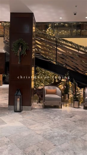 Christmas is coming faster than you can say candy cane!! Get your holiday parties booked with us at The Hoodoo and enjoy the beautiful Christmas decor, delicious food from @josiewyatts and cocktails from your private bartender. 🥂🎄🍬 | Hoodoo Moab, Curio Collection by Hilton