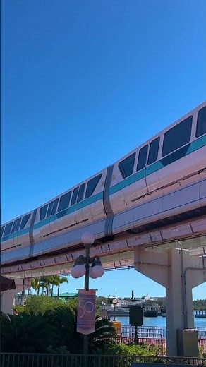 Magic Kingdom Express Monorail 2023 - Walt Disney World
