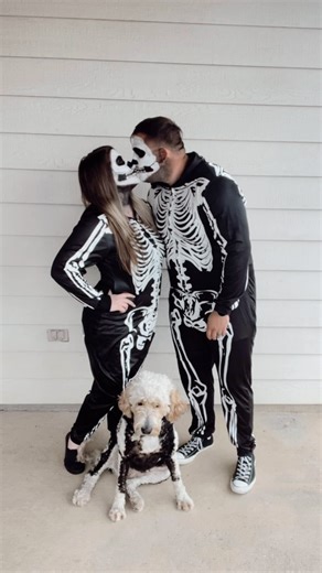 Painting my face as a skeleton 💀 #facepainting #halloweencostumeideas #halloweencostume #skeletoncrew #SkeletonCostume | Mary Ellen Malone