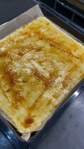 🔽 Click for the recipe.✨🍫🌰💛Nussecken – The Most Delicious Hazelnut Triangles of German Cuisine 🍫🌰💛