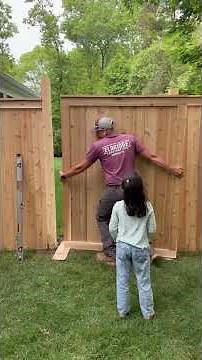 Fence gate #diy #contractor #woodworking #carpenter #constructionchannel