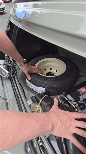 C'mear and look at this! | Jet Motors