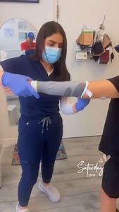 🩺 Medical-Grade Compression Therapy. Applying a 20–30 mmHg medical compression arm sleeve — ideal for managing conditions like lymphedema, post-surgical swelling, or venous insufficiency. These sleeves help: ✨ Improve circulation 💪 Reduce swelling and discomfort 🩹 Support healing and prevent fluid buildup Compression therapy isn’t just for the legs — it’s also highly effective for the arms, hands, and upper limbs, providing targeted support and relief where it’s needed most. #truenorthorthoti