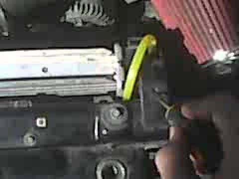 How to remove / replace radiator : Radiator clips on e36 BMW