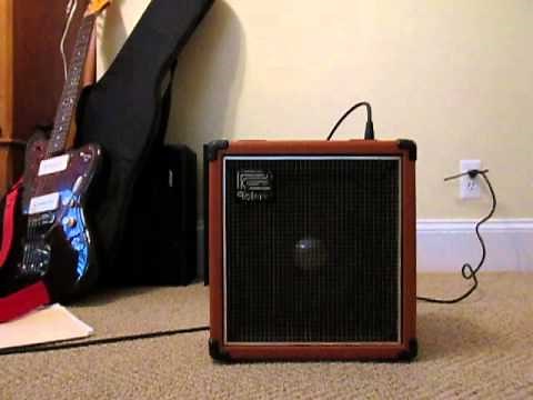 Vintage Roland Cube 20 Guitar Amplifier Demo