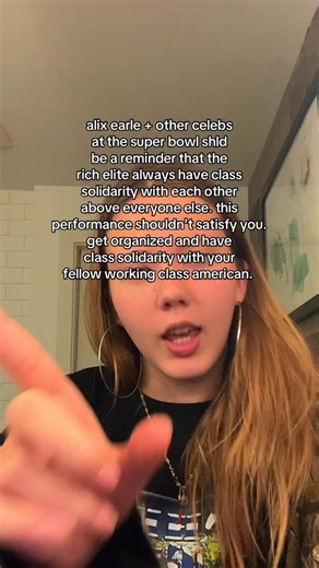 django little swan ☭ | bread and circuses. get organized. | Instagram